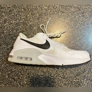 Nike Women’s Air Max Excee
